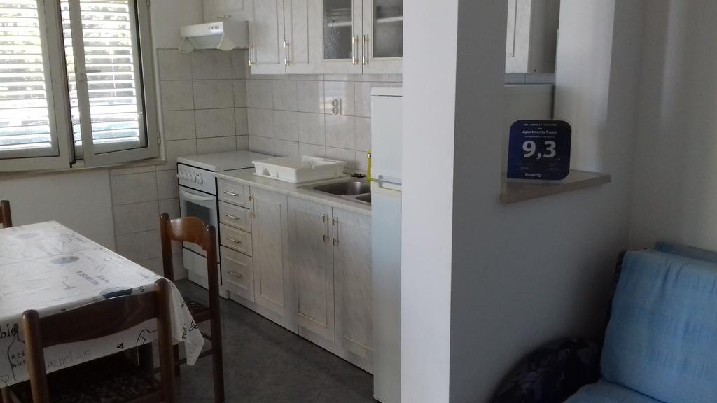Apartments Gugic Prigradica Exterior foto